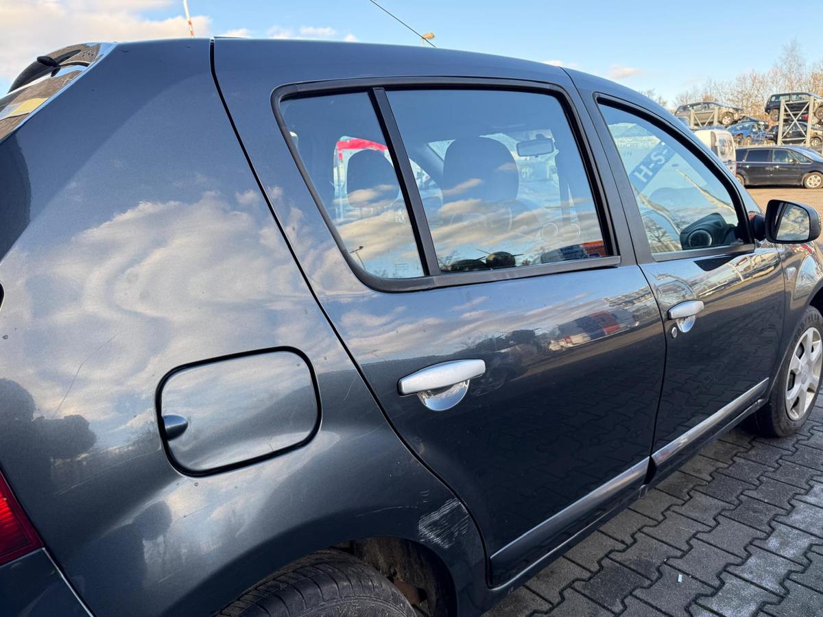 Dacia Sandero SD BJ10 original T&uuml;r hinten rechts KNA Kometengrau Rohbau